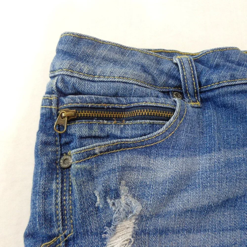 Girls Justice Jeans Shorts Stretch Denim Med Wash Distressed Junior‎ Size 16R